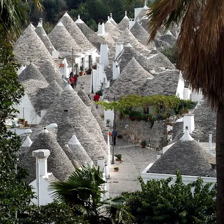Trulli E Puglia Pensión