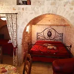 Trulli E Puglia