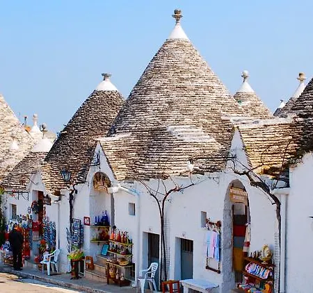 בית הארחה Trulli E Puglia 4*