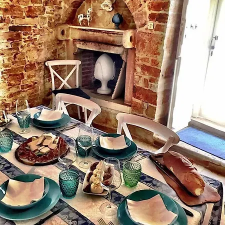 Trulli E Puglia 4* אלברובלו