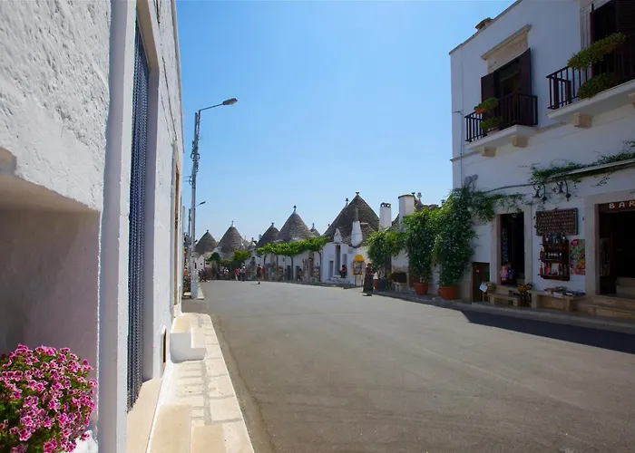 Guest house Trulli E Puglia 4*