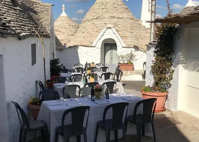 Guest house Trulli E Puglia 4*