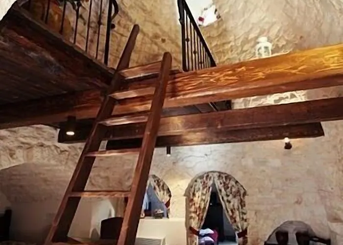 Trulli E Puglia Guest house 4*